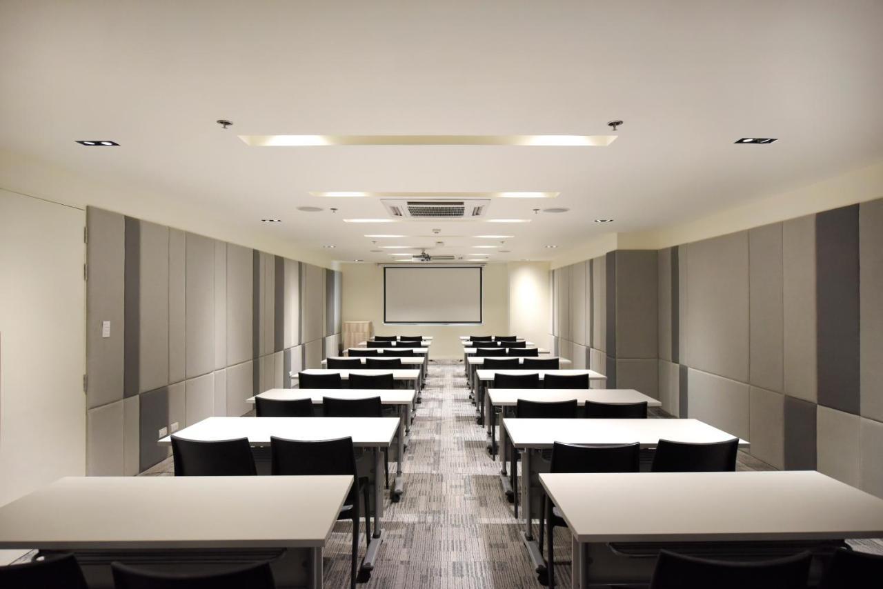Hop Inn Hotel Tomas Morato Quezón by Eksteriør bilde